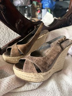 Aldo Platform Shoes Size 6.5