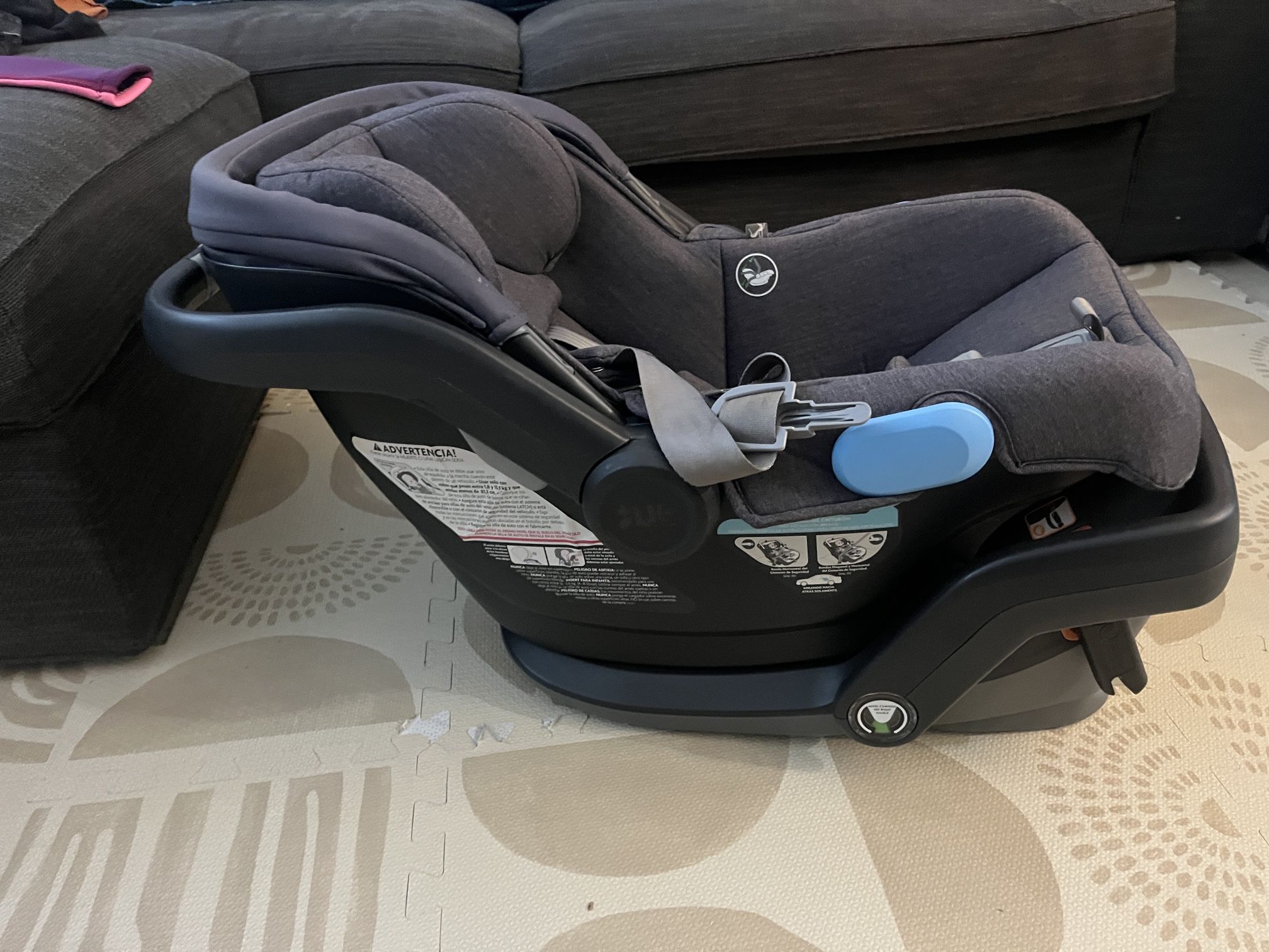 Used Great Condition! Uppa Baby Mesa Car Seat & Base