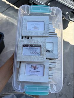 Small frames for favors 32 total