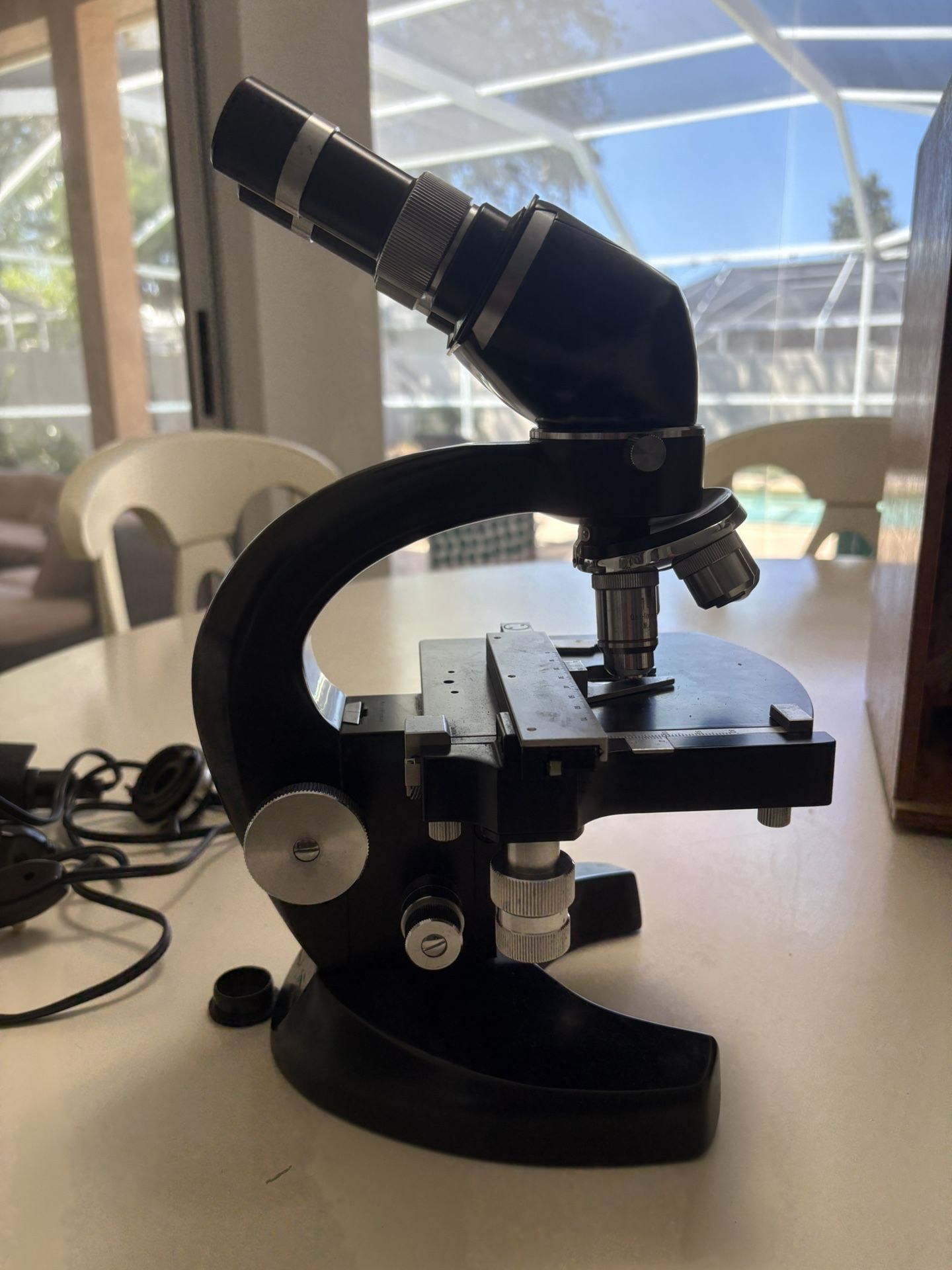 Metzlar Ultralux Microscope
