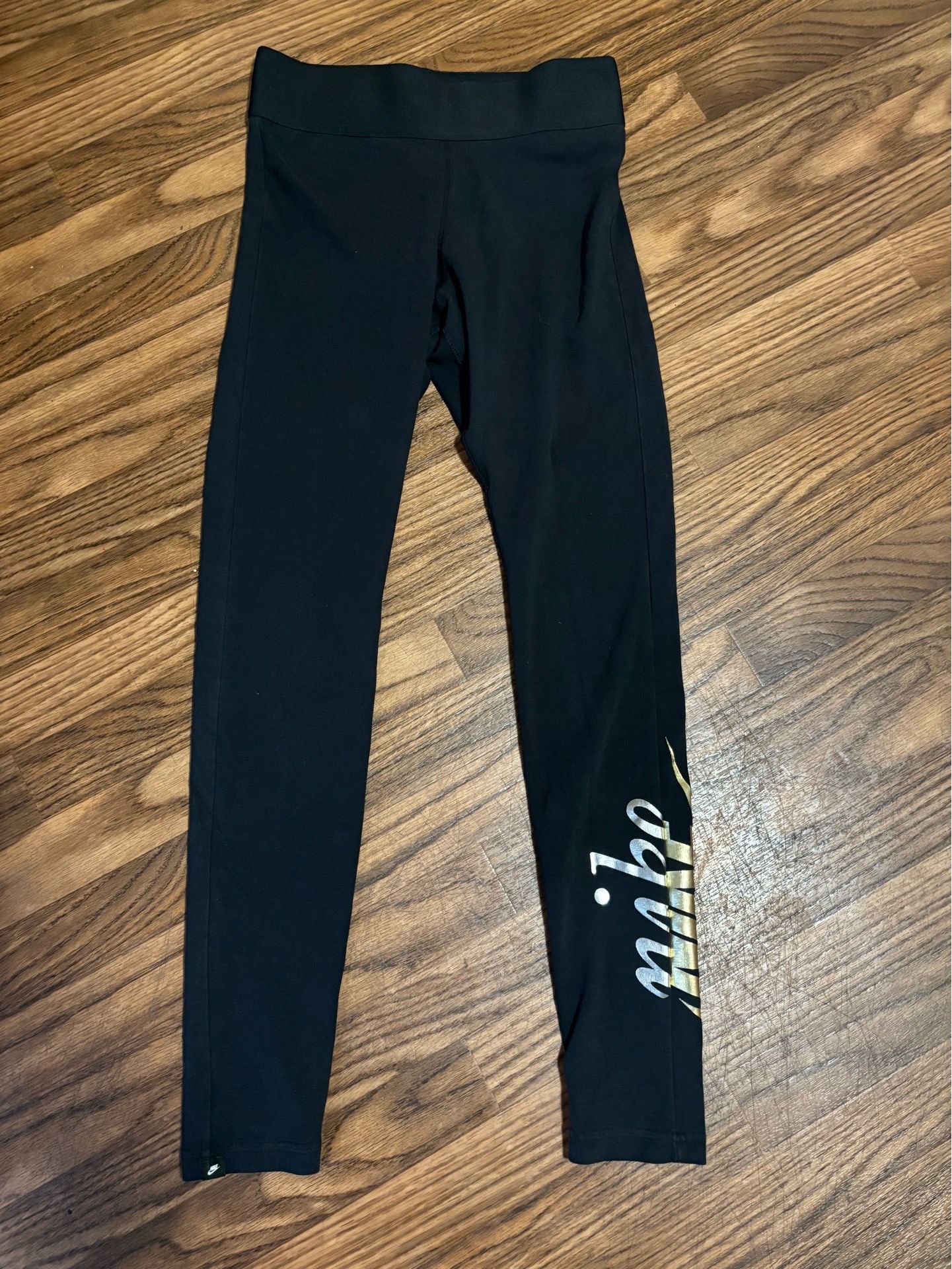 Nike 7/8 Woman’s Training / Workout Leggings * Small.