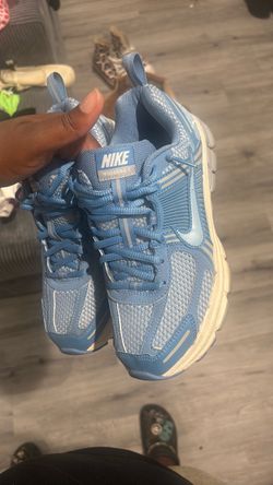 Nike vomero 5