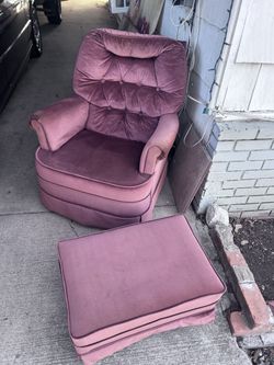 Rocker and swivel couch chair wit ottoman.?  Light pink.