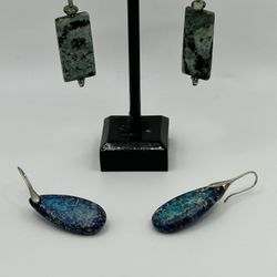 Lot Of 2 Pair Earrings Both Sterling Silver Wires 1 Sea Jasper 2 Resin Shark Tooth Dangle Earrings In Great Condition 