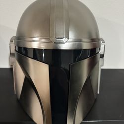 black series mandalorian helmet