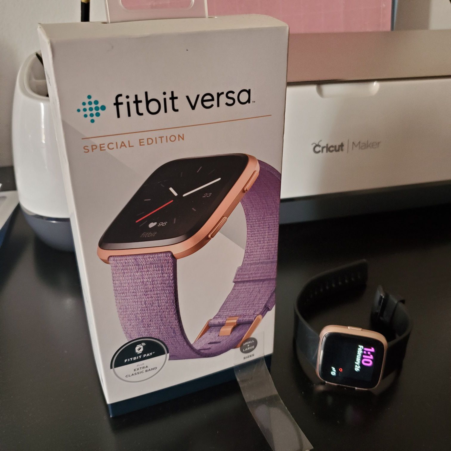 Fitbit Versa - Rose gold Special Edition