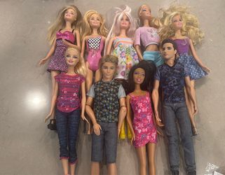 Assortment of Barbie’s