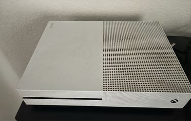 Xbox One S