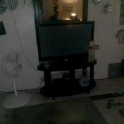 Passoci 46 Inch Tv