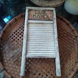 VINTAGE WASHBOARD SHABBY CHIC APPROXIMATELY 20"