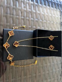 Jewelry Set Clover