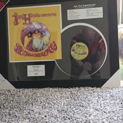 1967 JIMI HENDRIX FRAMED ALBUM