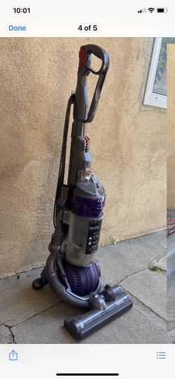 Dyson vacuum. Excellent condition.