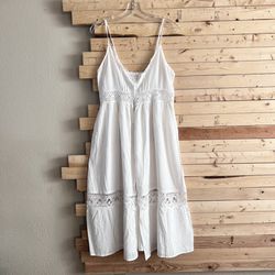 White Summer Fashion Lightweight lace sleeveless midi Dress size S/M NWOT