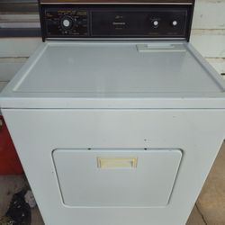 GENTLY USED KENMORE DRYER 