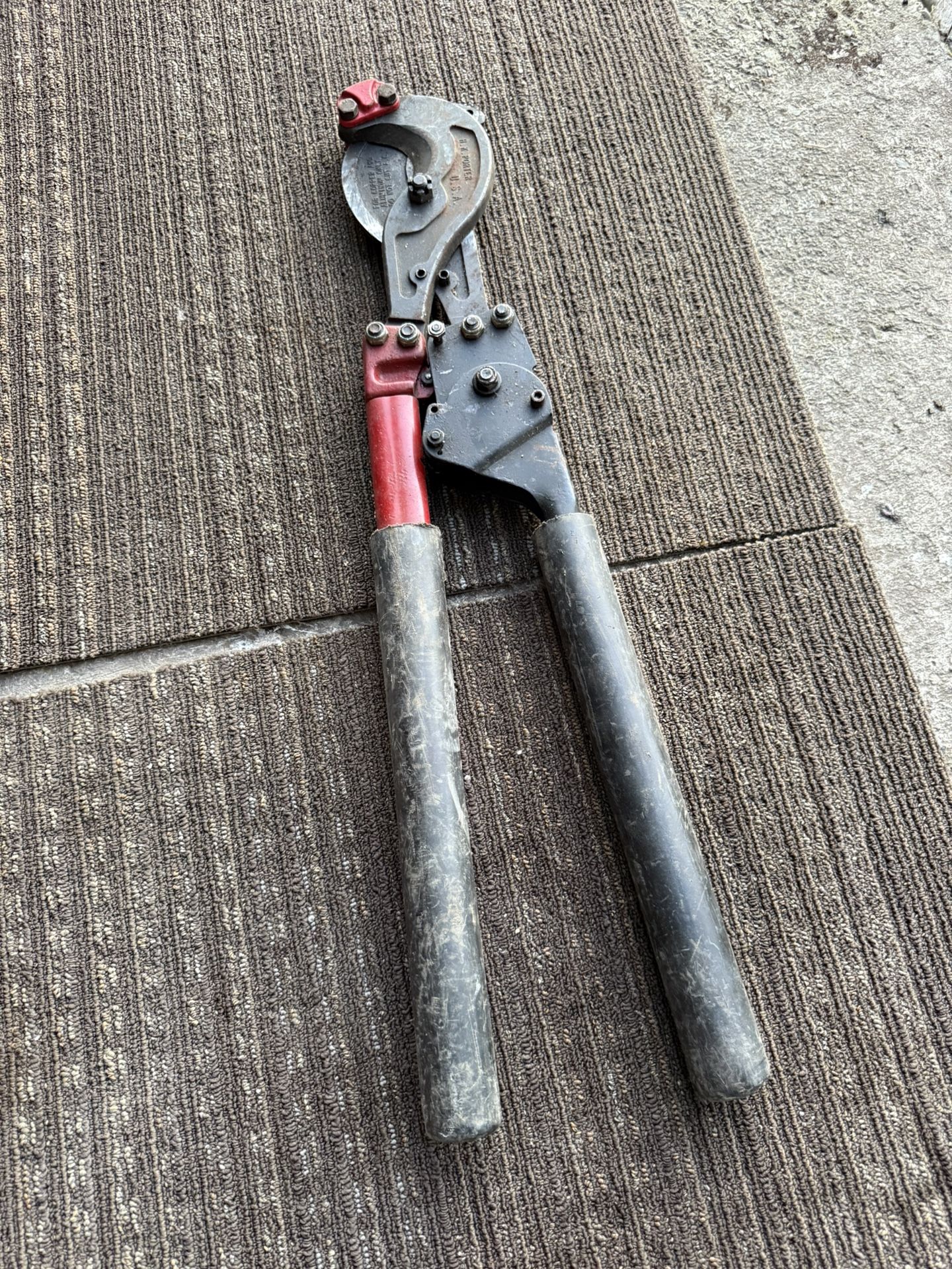 HK Porter 8690FH Heavy Duty Ratcheting Cable Cutter #9 greenlee 757. Metal and cable cutters
