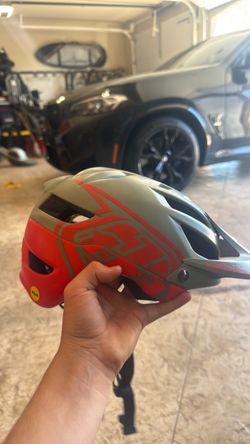Tld helmet