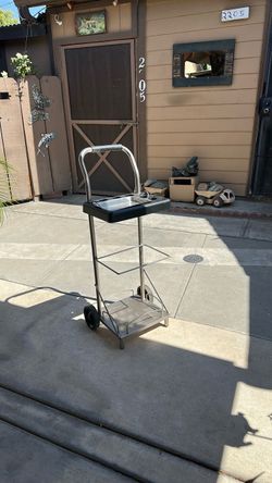 Brookstone barbecue Car