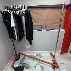 Clothes Hanging Rolling Rack 