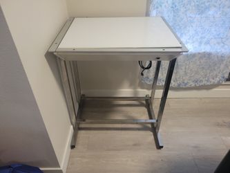Drafting light table