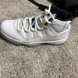 Jordan 11 Legend Blues 2014 Size 9.5