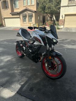 2026 Kawasaki Z500 SE ABS