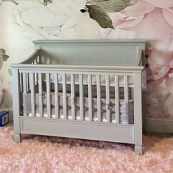 Pottery Barn Nursery Crib (including Accessories) - Excellent Condition 