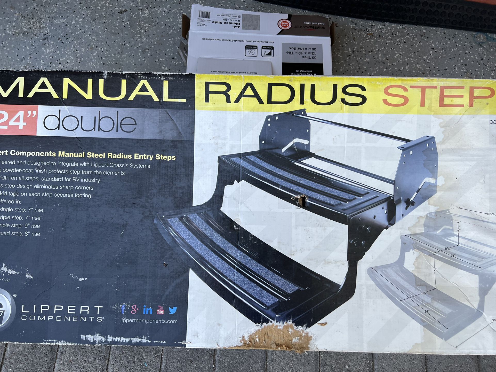 RV Manual radius 24’ Double Step