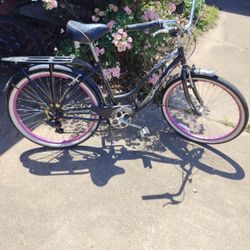 Schwinn Riverside Cruiser Pink