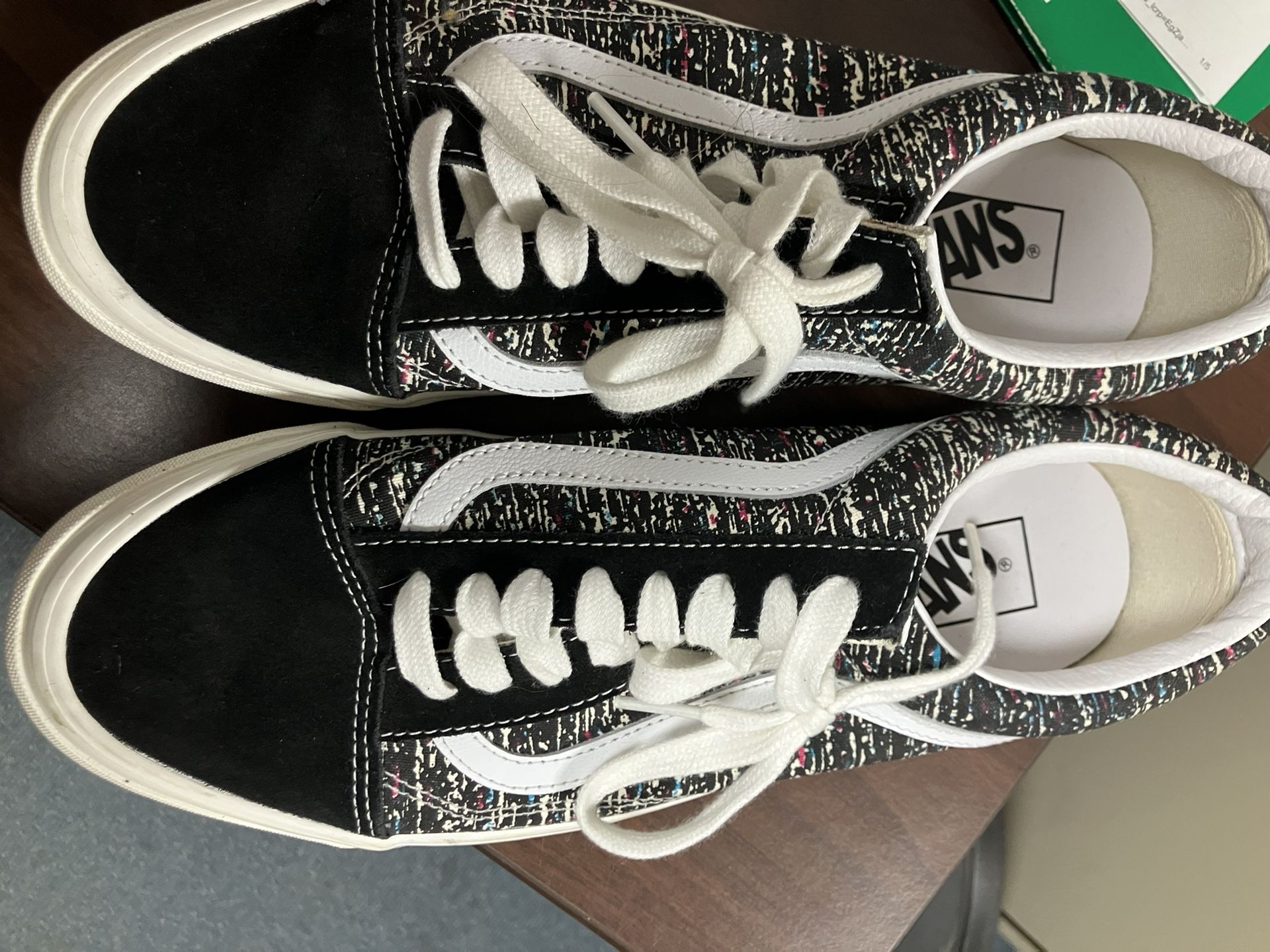 Men’s Vans Size 10