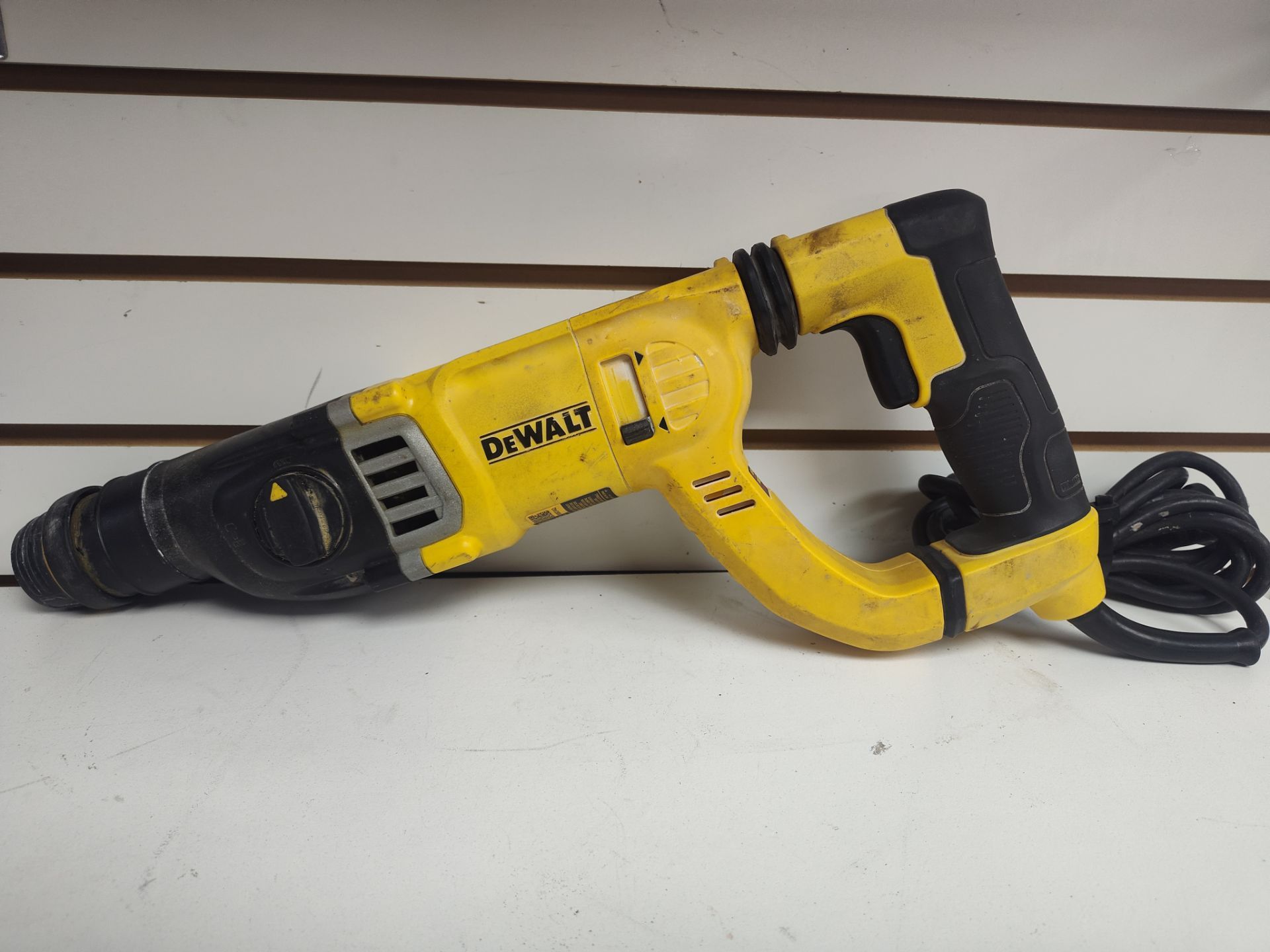 DEWALT D25263 1" SDS Rotary Hammer Corded