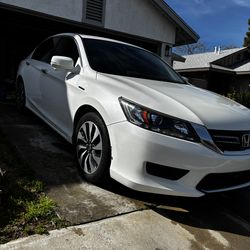 2013 Honda accord hybrid