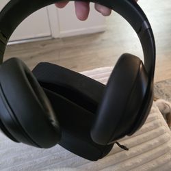 Beats Studio Pro Like New