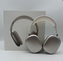Apple AirPods Max Headphones