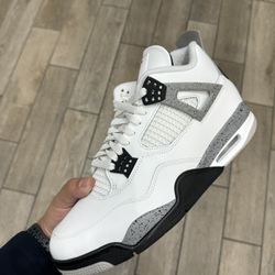 Jordan 4 White Cement