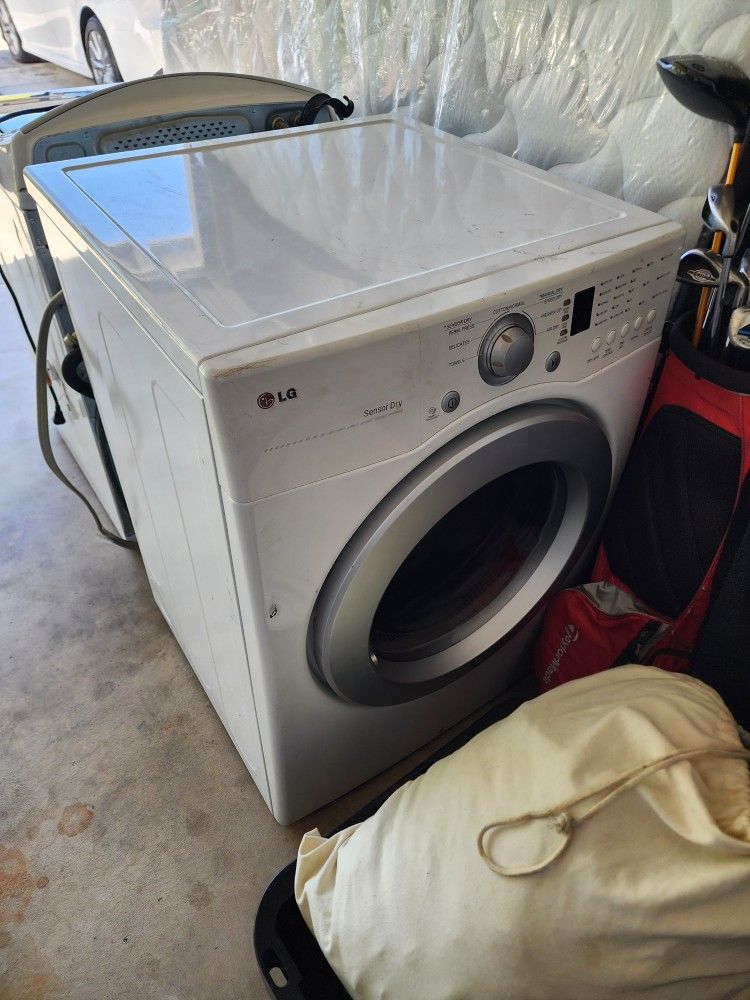 LG 27 Inch Front Load Gas Dryer