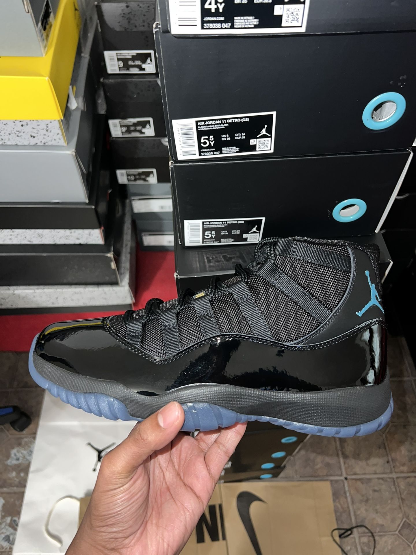 Jordan 11 Gamma Blue