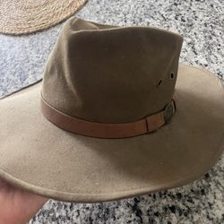 Outback Trading Company Oilskin Kodiak Hat Size XL Brown