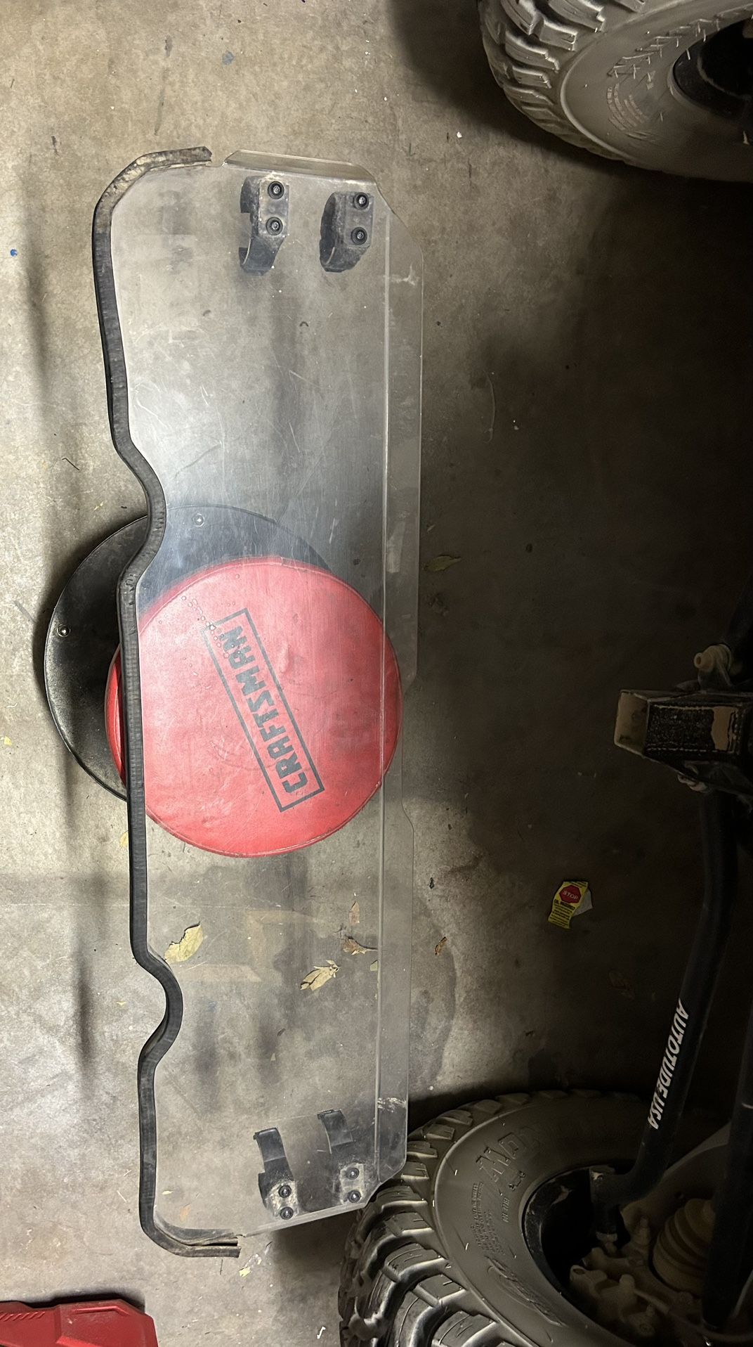 Razor Half Windshield