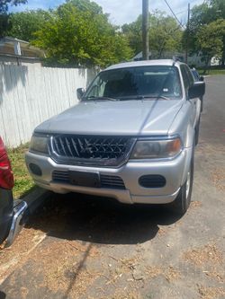 2003 Mitsubishi Montero Sport XLS 4WD