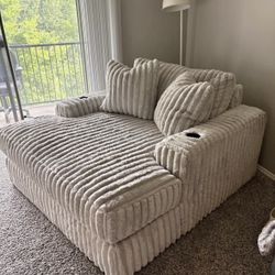 OVERSIZED CORDUROY CHAISE 🛋️