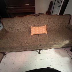 Vintage Couch And 2 Chairs 
