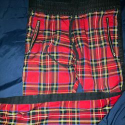 Red Plaid Pants w Zipper Size M (32-34)