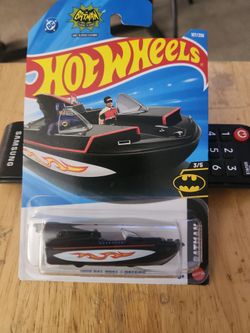 hot wheels black Batman bat boat moc