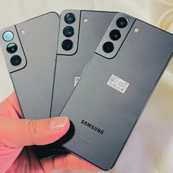 Samsung Galaxy S22 (case Free)unlocked 