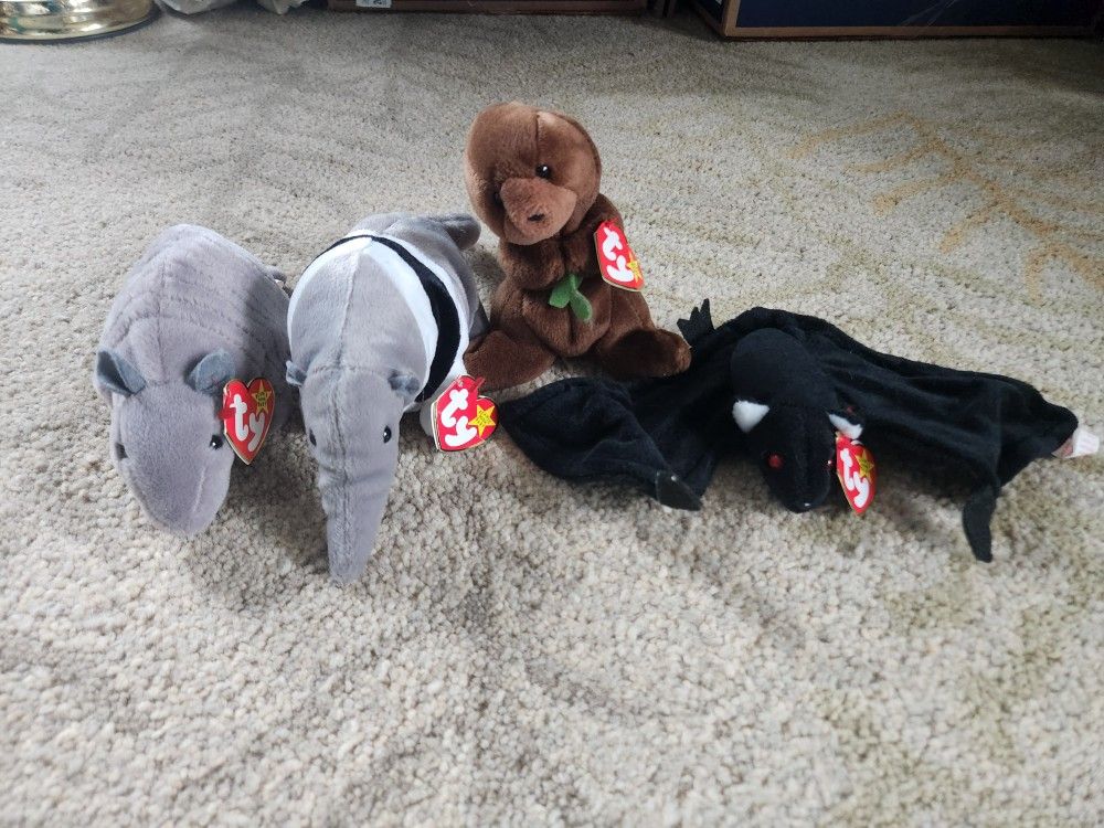 Beanie Babies - Lot of 4 Animals