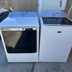 Maytag Washer And Gas Dryer 