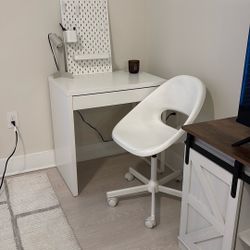Desk And Chair 