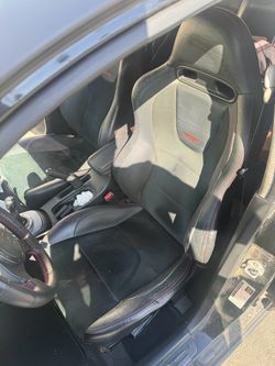 Mitsubishi Evo 8/9 seats