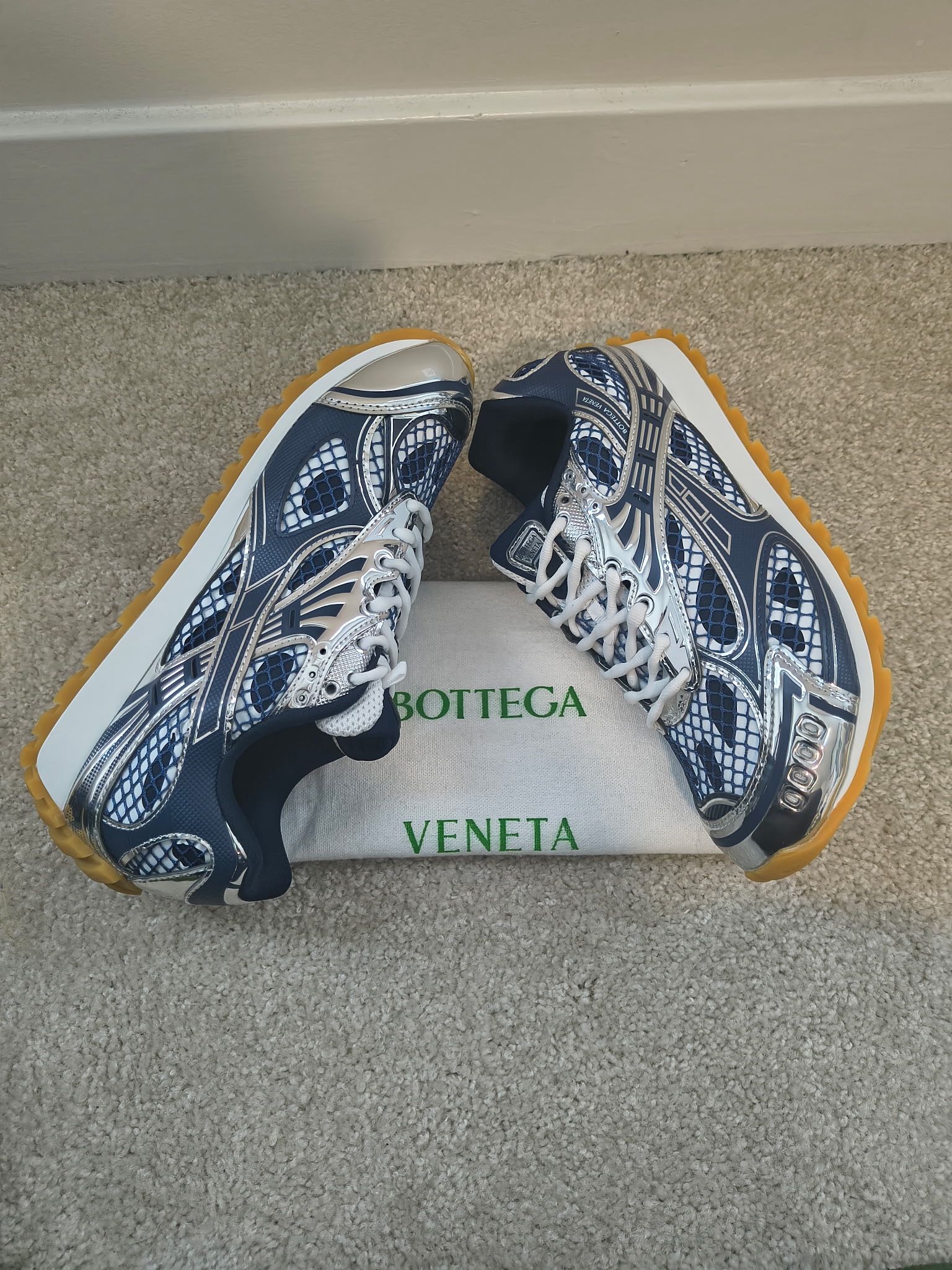 BOTTEGA VENETA